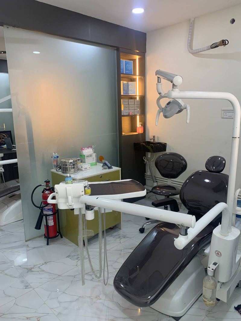Treatment room at AK Dental Clinic